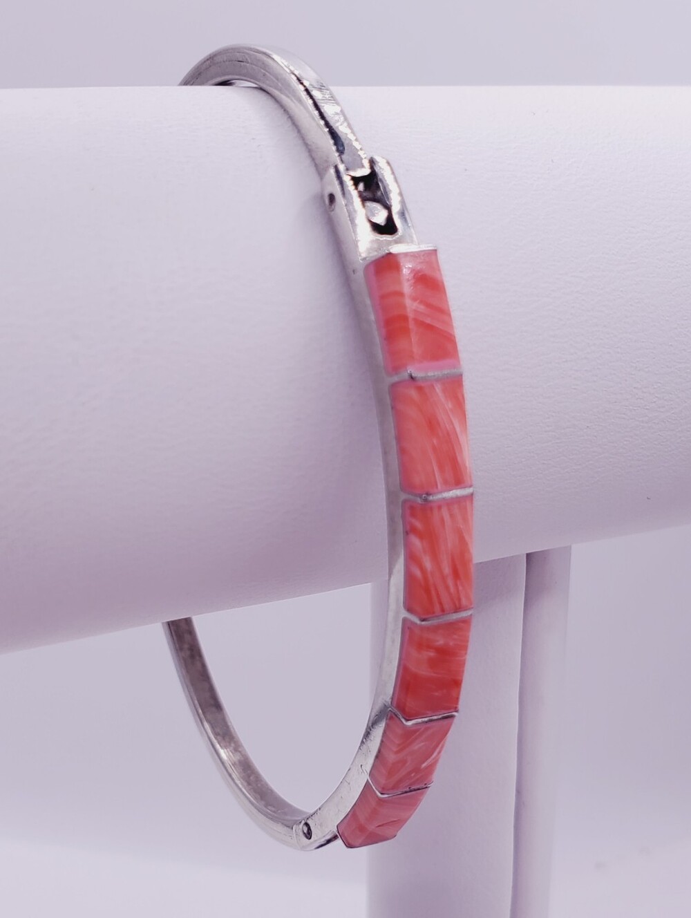 Spiny Oyster Inlay 925 Sterling Silver Hinged Bangle Bracelet